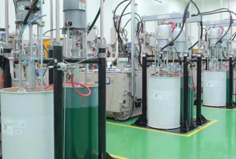 クリーンルーム環境での高精度成形